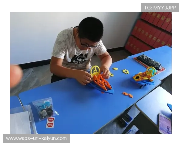 足球门将鱼跃救险挑战物理规律:逆天操作背后的科学奥秘